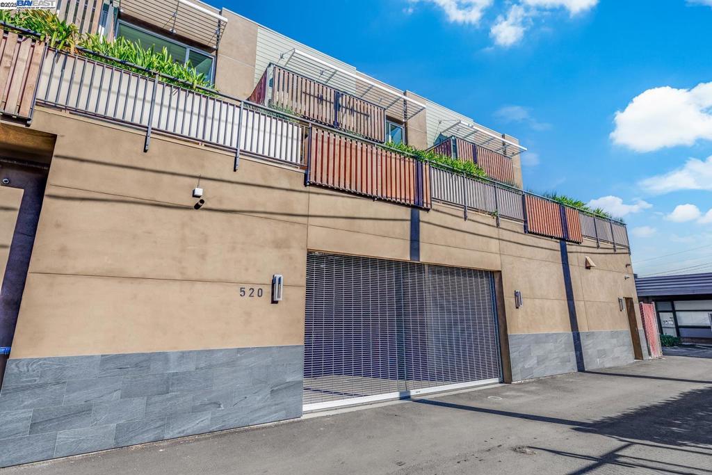 DOWN TOWN - Residential