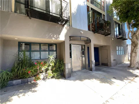 MLS: OC26150001