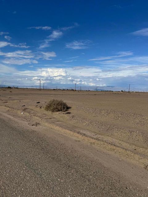 Photo of 1958 Sterling Avenue, Thermal, CA 92274 (MLS # 219132868DA) Photo of 1958 Sterling Avenue, Thermal, CA 92274 (MLS # 219132868DA)