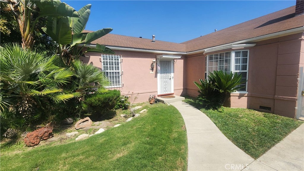 3736 Edgehill