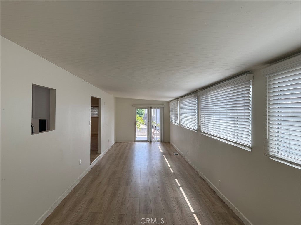 1245 W Cienega Avenue 162
