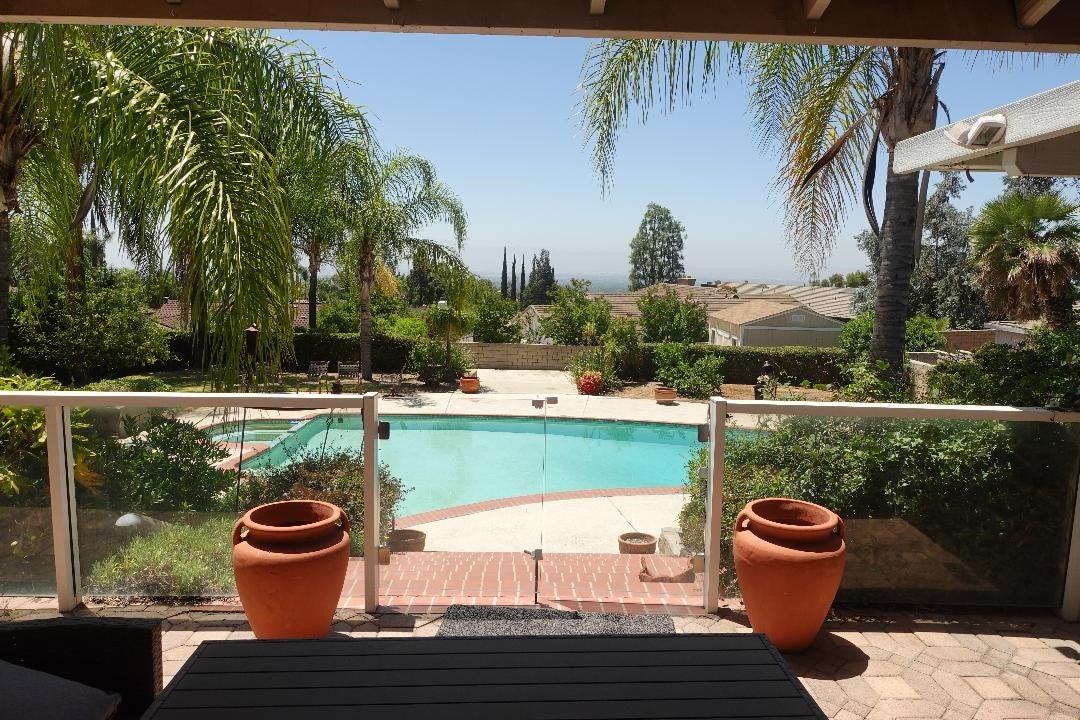 2534 E Vista DR