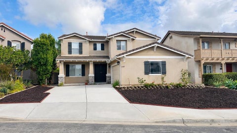 Photo of 1387 Corte Bagalso, San Marcos, CA 92069 (MLS # 260024889SD)