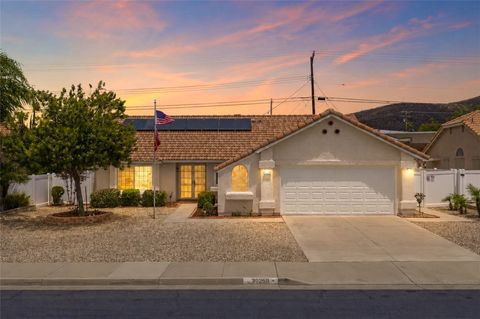 Photo of 30260 Pebble Beach DR, Menifee, CA 92586 (MLS # SW26116689)