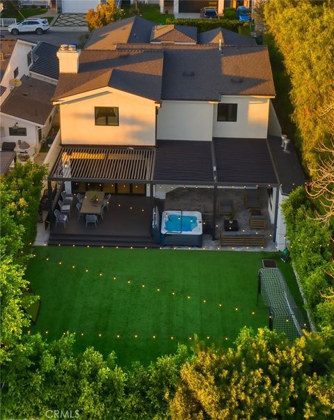 1852 6th Manhattan Beach CA 90266