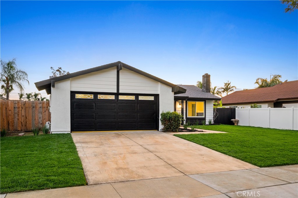 554 E Fairfield Court