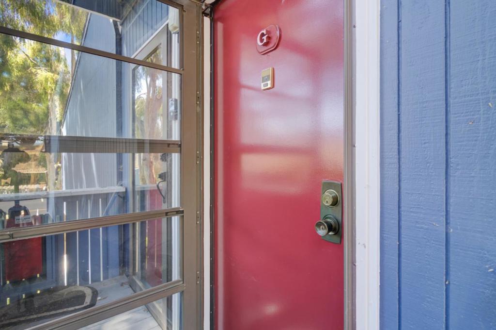 Welcome to 139 Piccadilly Place, Unit G, a charming top-floor condo in San Bruno, CA. This 650 sq ft home features 1 bathroom and a private outdoor space, perfect for relaxation. Enjoy the convenience of on-site gym, laundry, and parking. The community offers a pool, spa, and tennis court for your leisure. This well-maintained unit provides a peaceful retreat. Don't miss the opportunity to experience this delightful home!