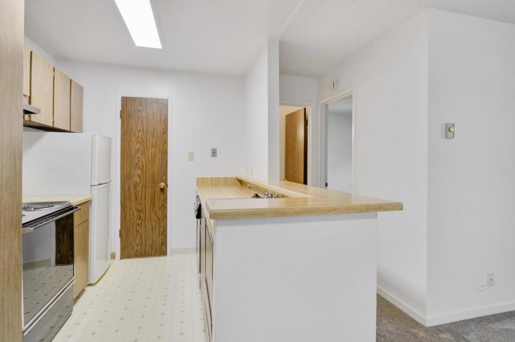 139 Piccadilly Place G