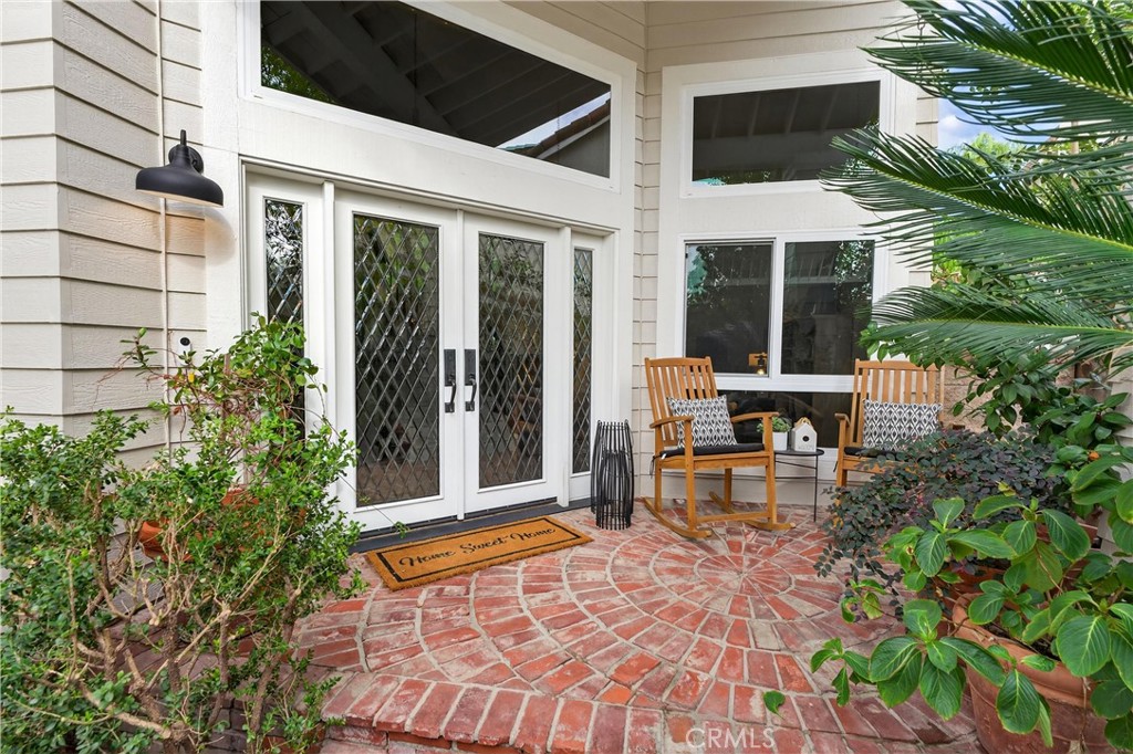 21352 Silvertree Lane