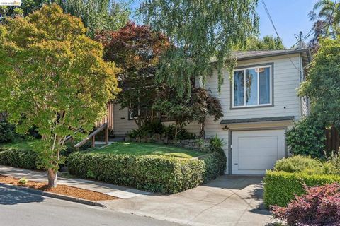 Photo of 4201 Bayo Street ST, Oakland, CA 94619 (MLS # 41137251)