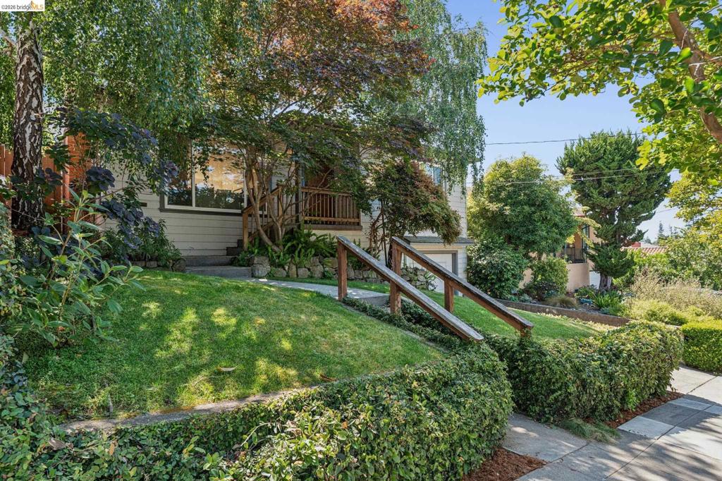4201 Bayo Street