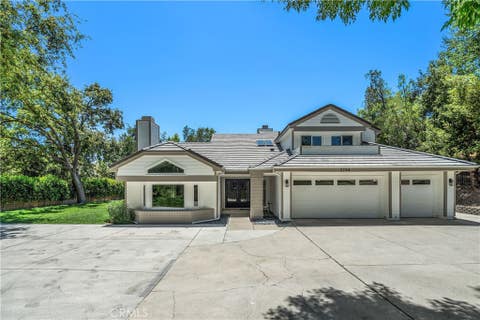 Photo of 2288 Ranch View Place, Thousand Oaks, CA 91362 (MLS # SR26154022)