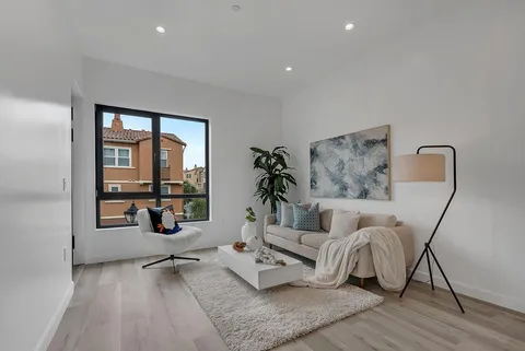 889 McLellan Drive Unit 205, South San Francisco, CA 94080 - MLS#: ML82015318