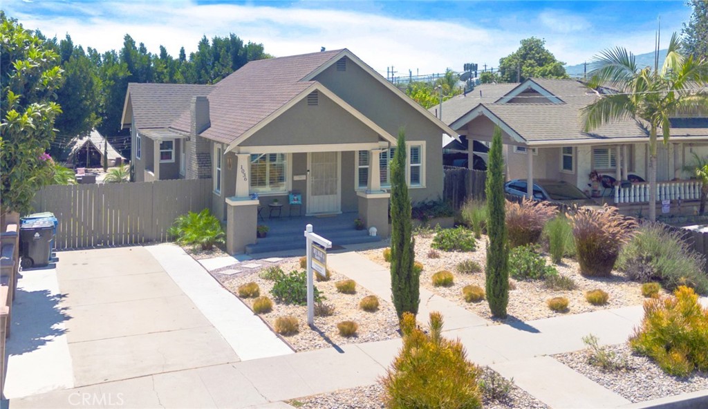1036 W Dolores Street