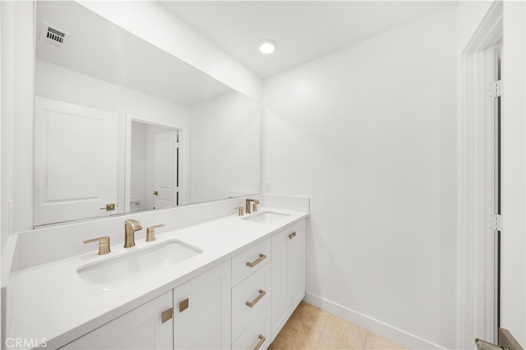 Solis Park- Camellia - Residential