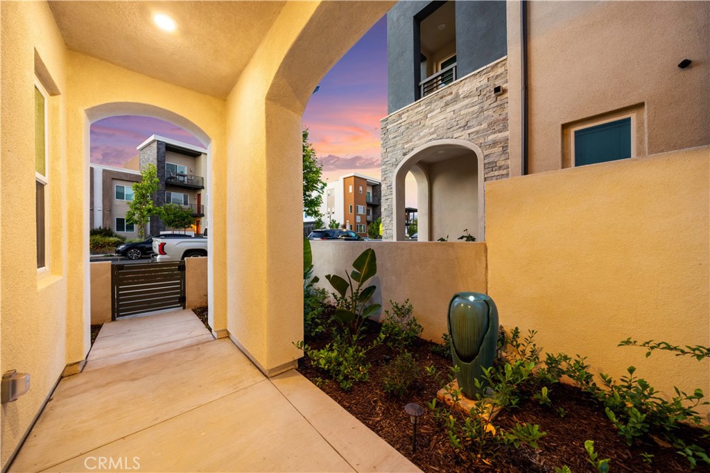 Solis Park- Camellia - Residential