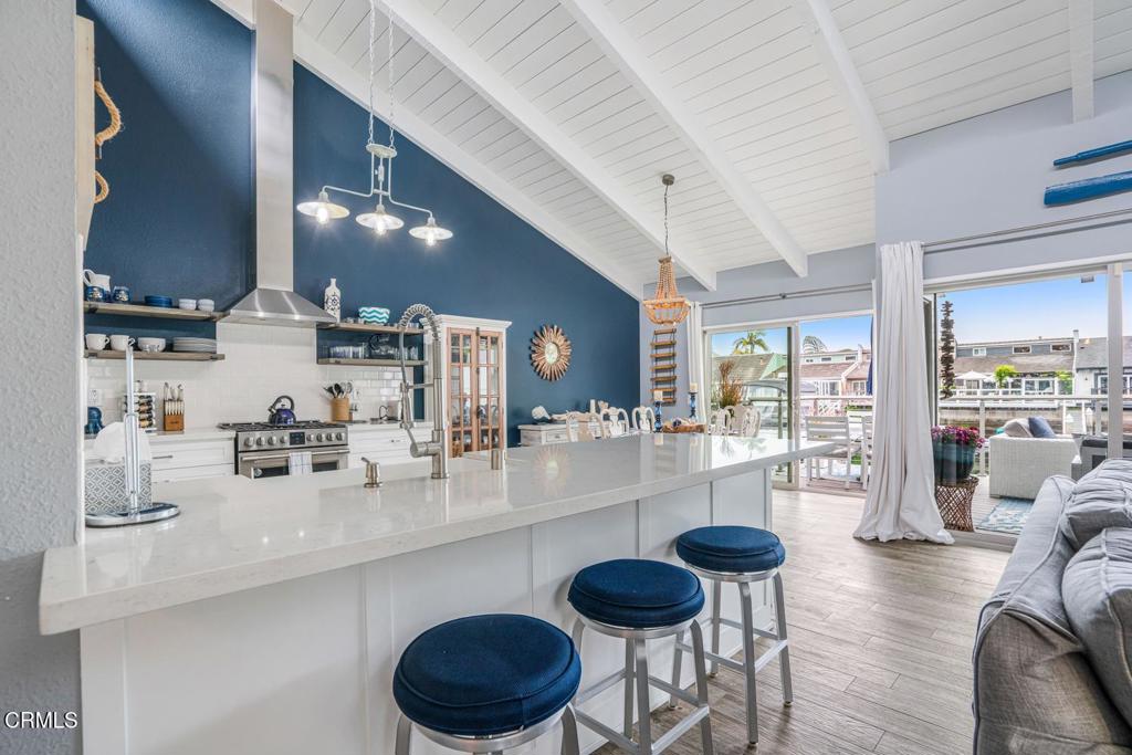Oxnard, California, 93035, United States, 2 Bedrooms Bedrooms, ,2 BathroomsBathrooms,Residential,Active,2044983