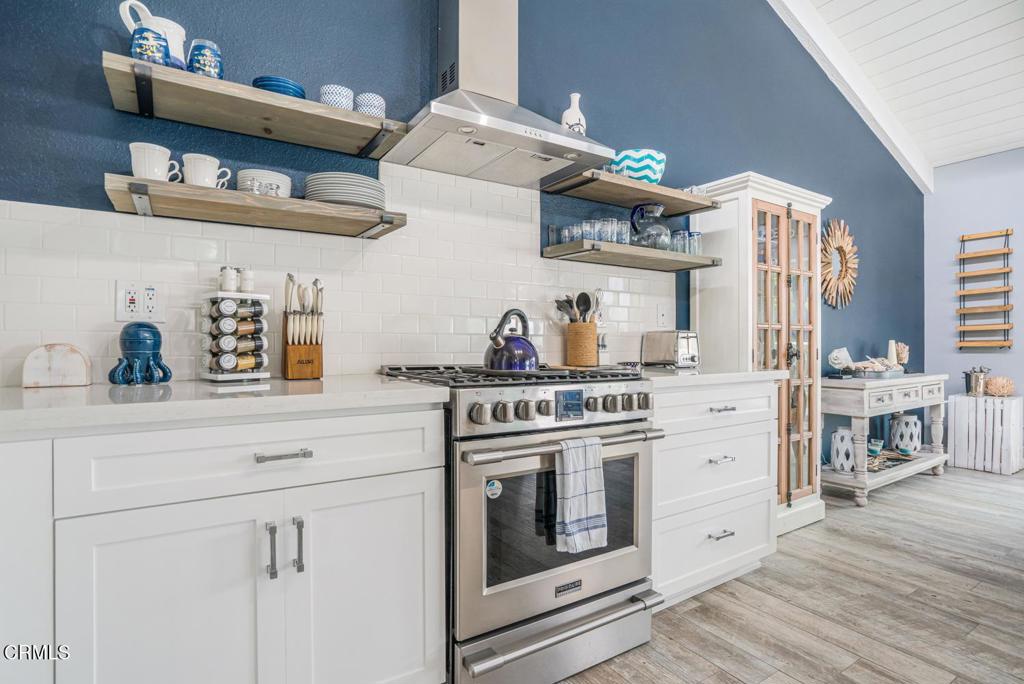 Oxnard, California, 93035, United States, 2 Bedrooms Bedrooms, ,2 BathroomsBathrooms,Residential,Active,2044983