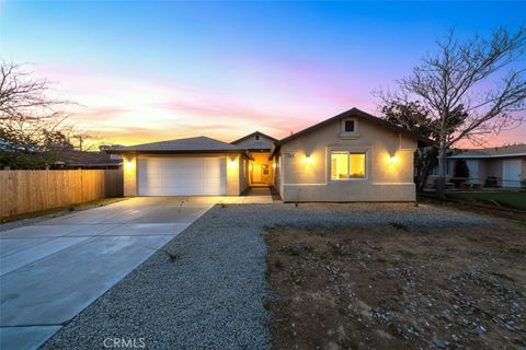 16241 Chestnut Street Hesperia CA 92345