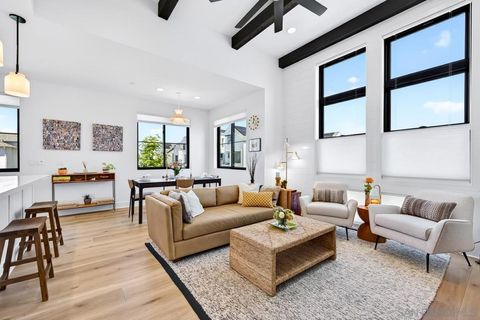 Photo of Encinitas, CA 92024 (MLS # 260010006SD)