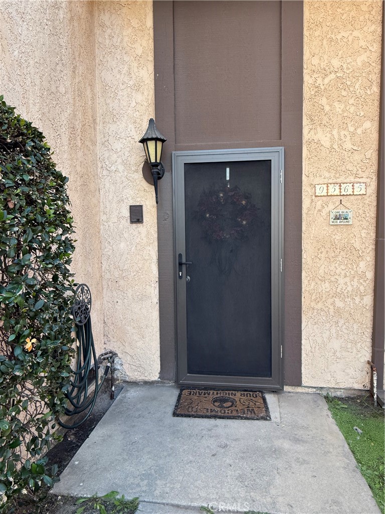 9565 Graham St - Residential