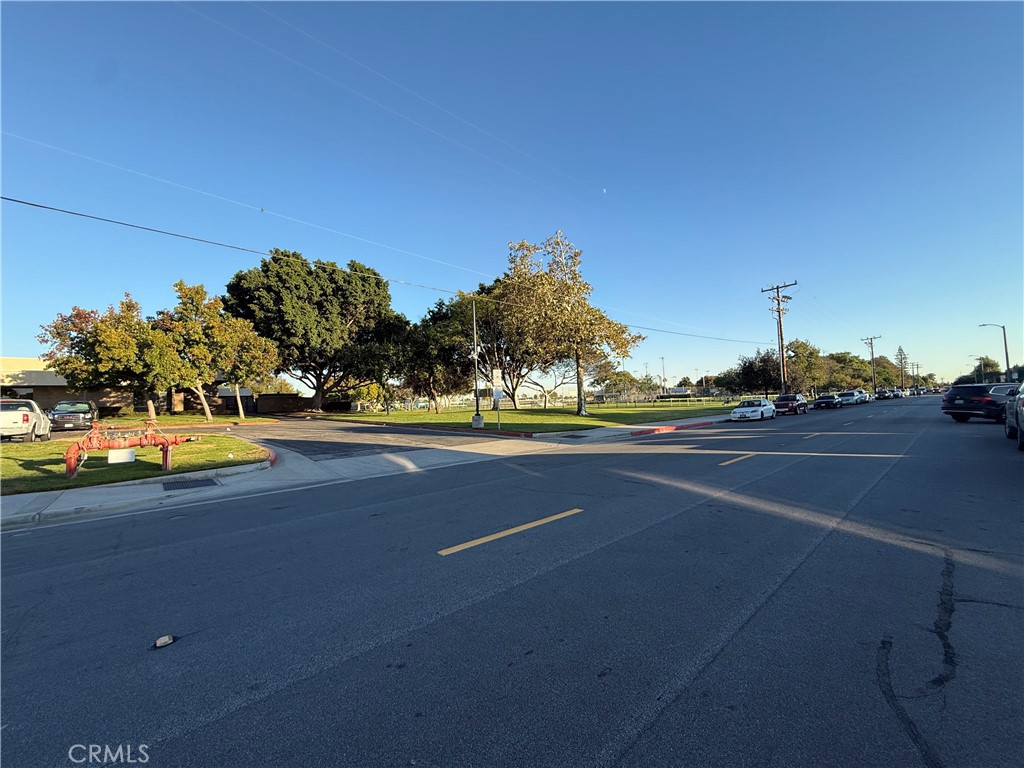 9565 Graham St - Residential