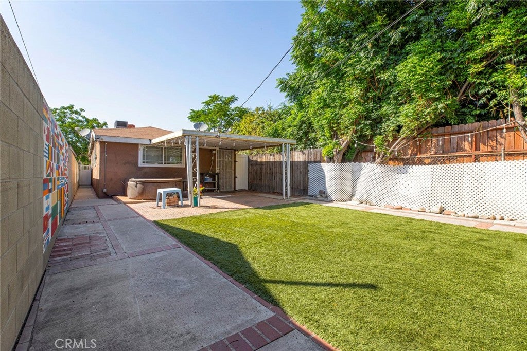 13158 Carl ST, Pacoima CA 91331