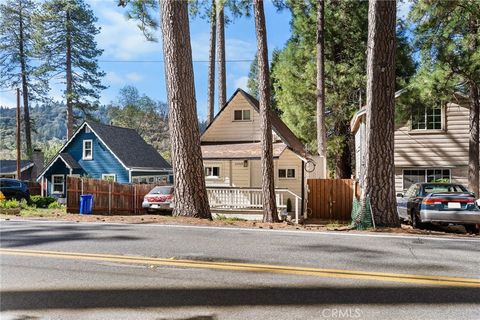 Photo of 22904 Waters Dr, Crestline, CA 92325 (MLS # HD26079068)