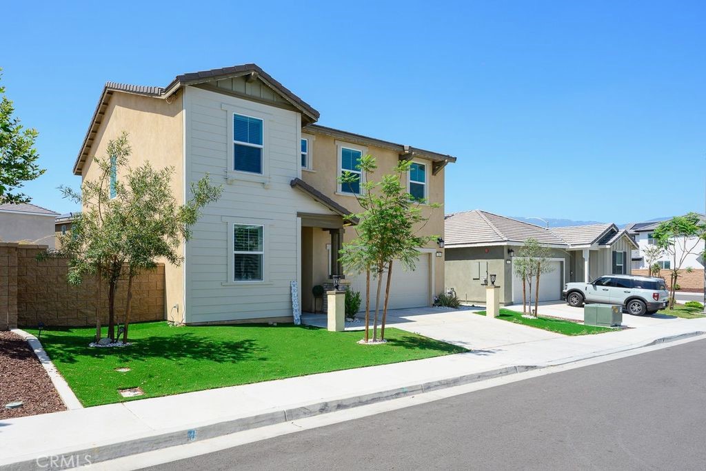 324 Castaic Way
