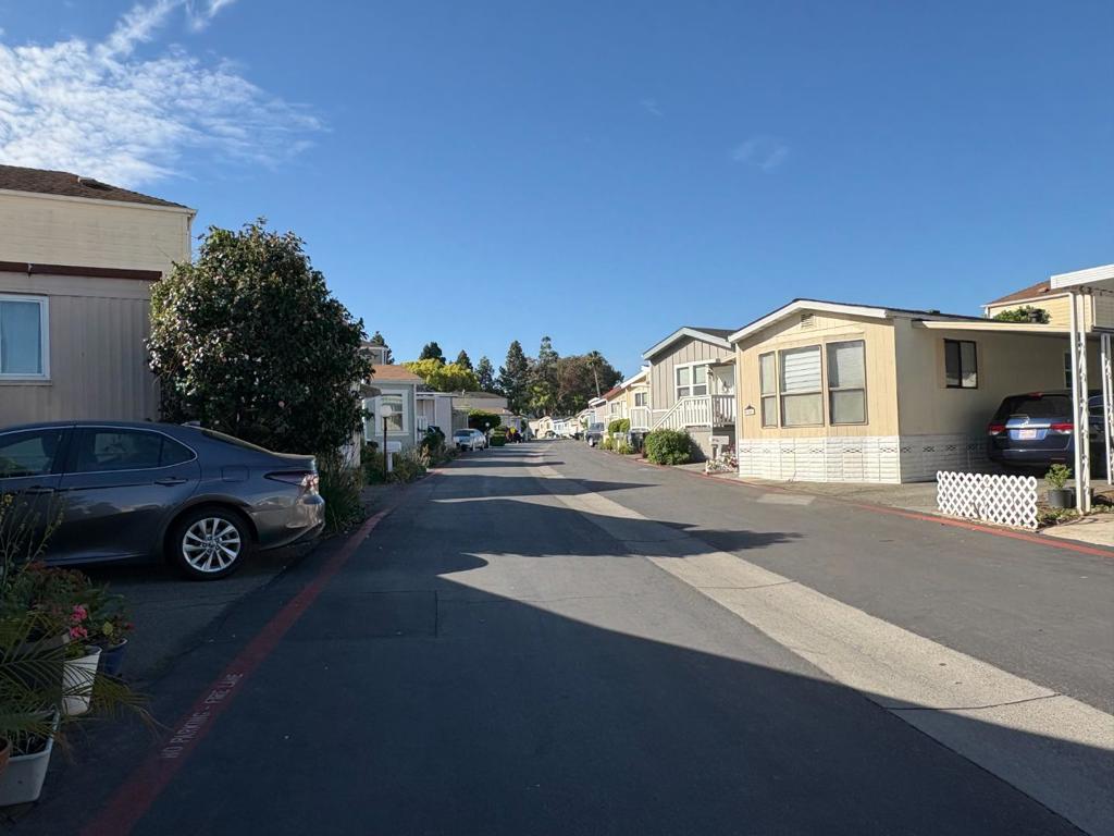 1201 Sycamore Terrace