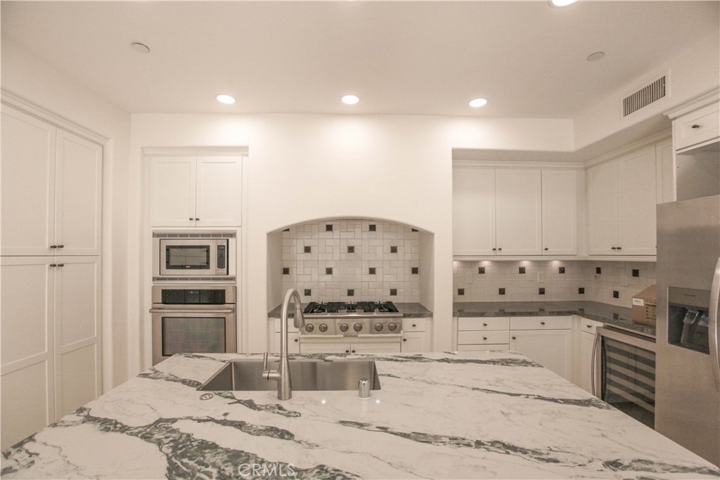 38 Ridge Valley