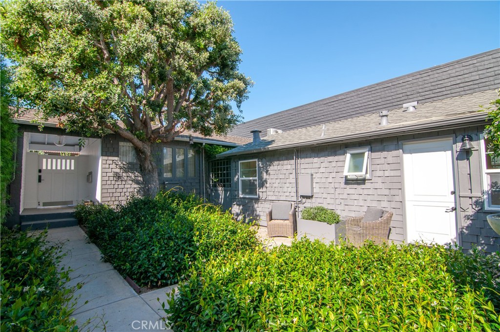 1145 North Coast Highway C