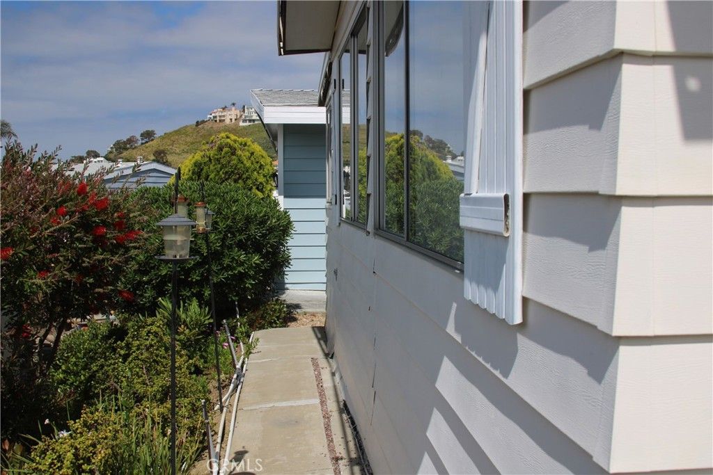 listing image 130721063464955729399