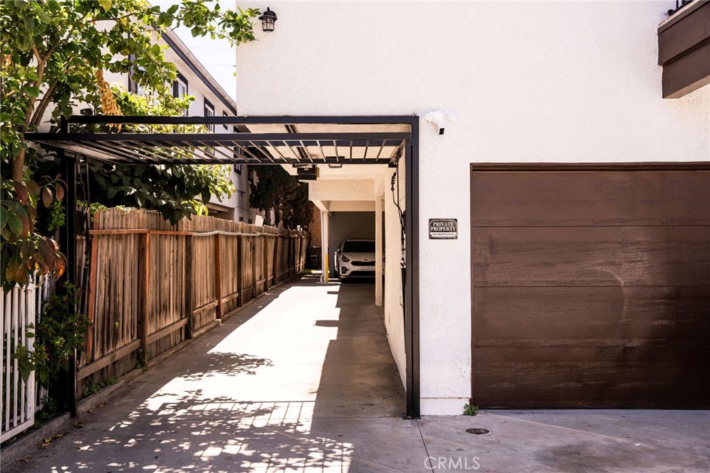 13025 Roselle Avenue