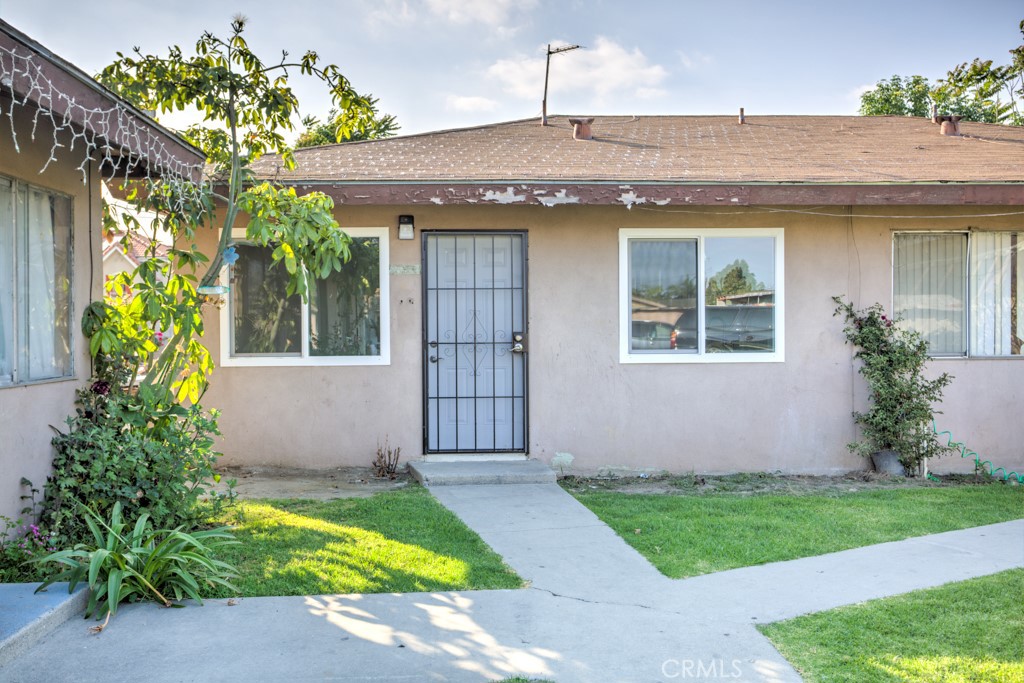 Nestled on a cul-de-sac in El Monte, this adorable newly remodeled property stands as a simple yet charming home.
Upon entering the unit, you're welcomed by a radiant, airy, and inviting ambiance that blends contemporary comfort with a cozy feel.
You will find a spacious living room area accentuated with a ceiling fan, that seamlessly flow to the kitchen and dining area. The compact yet modern kitchen features quartz countertops, ample cabinetry, and a gas stove and range.
As you explore the unit, you'll discover a sufficiently sized bedroom, outfitted with built-in cabinet, wide windows, and ensuite bathroom with stylish interiors, offering plenty of additional storage.
Step outside to the backyard, where you'll find a generous space for relaxation and outdoor activities. There is no central air in the unit. Heater is included. Laundry is off-site and there are a couple laundromats at least half a mile, or less, away from the property.
This modest property is perfect for a small family seeking spacious and comfortable living.
A minimalist property that you want to miss!
*Appliance: gas range/stove, wall heater
*Parking: 1 car parking space
*Small pets are allowed. Pet deposit: $800 per pet. Monthly pet fee: $100 per pet
*Tenant to pay all utilities except for water and trash