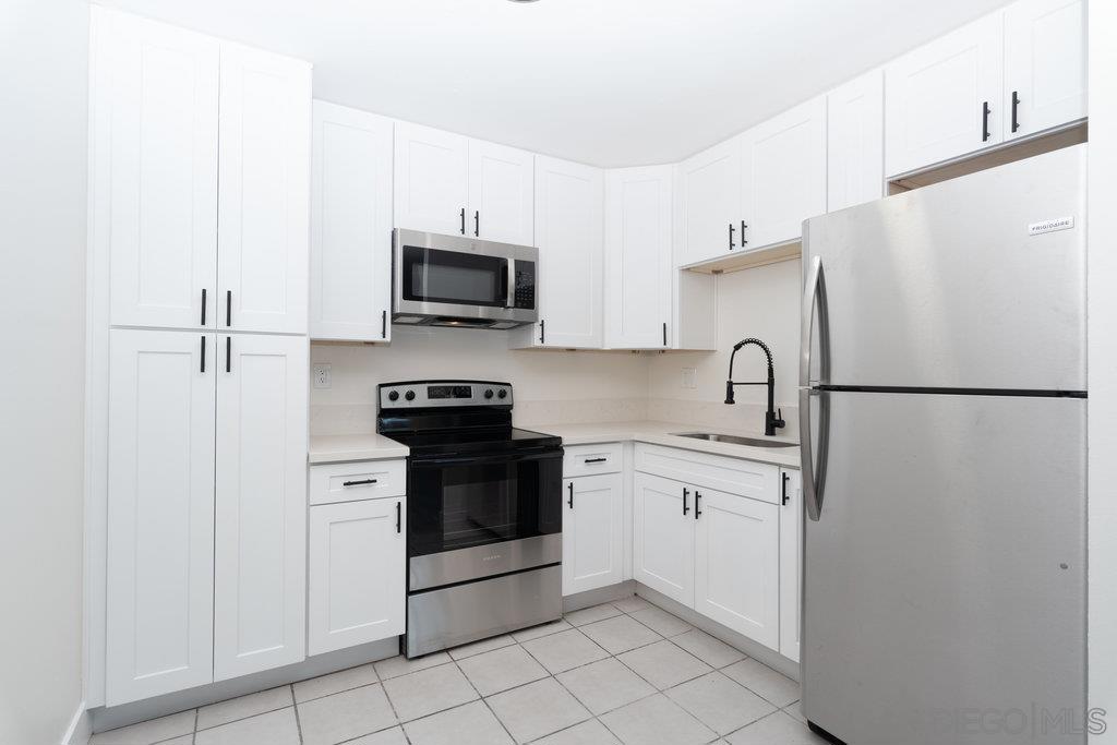 1642 C Ave Unit H