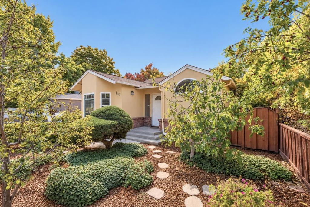 1119 Oregon Avenue