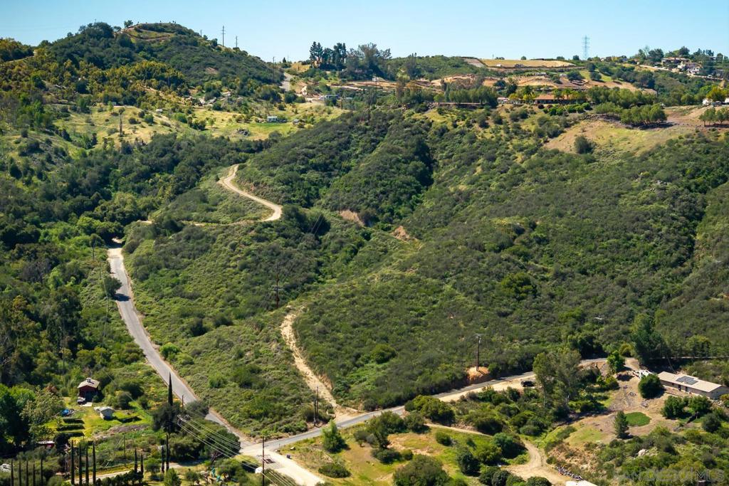 27995 Cougar Pass Rd