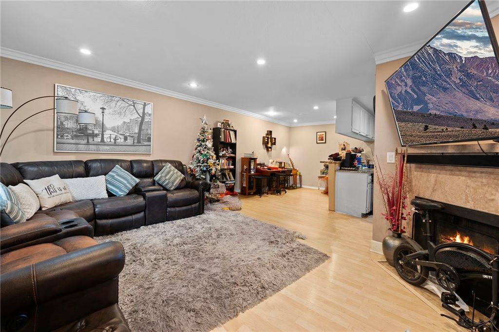 Photo of 7035 Woodley #205, Van Nuys, CA 91406 (MLS # RS25257099)