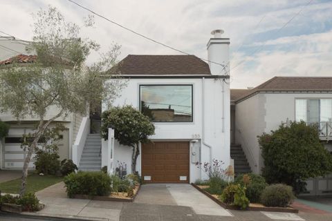 Photo of 555 Arch Street, San Francisco, CA 94132 (MLS # ML82045345)