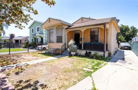 126 E 95th Street, Los Angeles, CA 90003 - MLS#: DW25118774