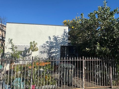 6208 Santa Fe Huntington Park CA 90255