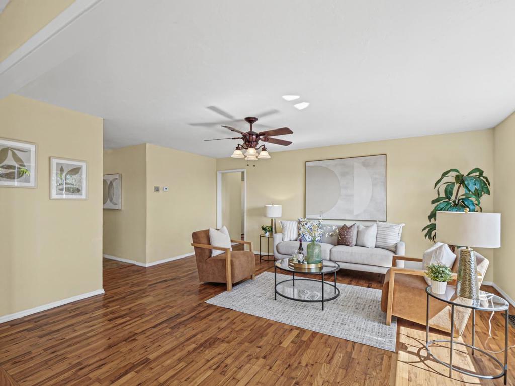 225 W Phillips Road