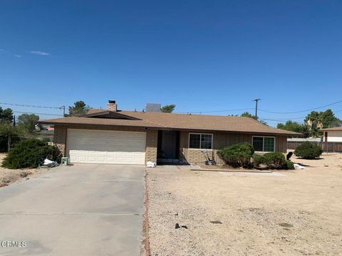Photo of 18534 Symeron Road, Apple Valley, CA 92307 (MLS # P1-24289) Photo of 18534 Symeron Road, Apple Valley, CA 92307 (MLS # P1-24289)