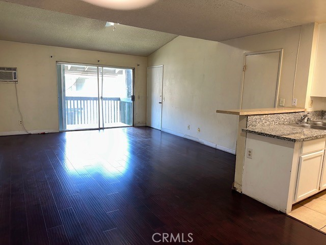 23262 Orange Avenue 8