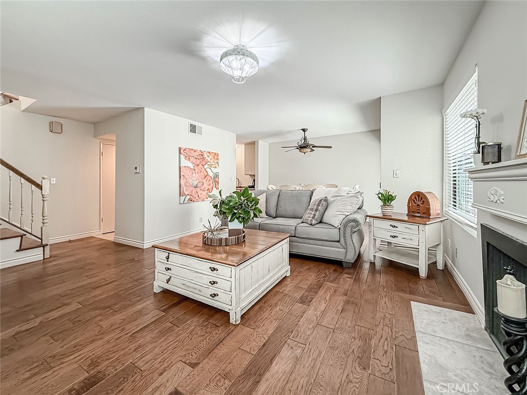 10740 Woodley