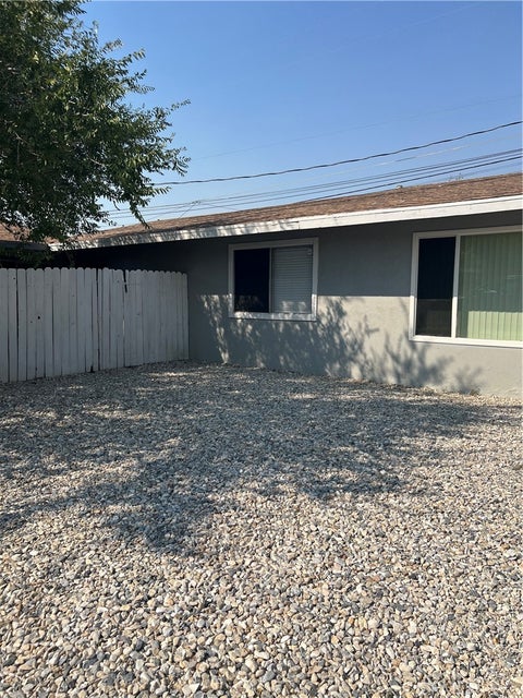 Photo of 13374 Mohawk Rd, Apple Valley, CA 92308 (MLS # HD26219130)