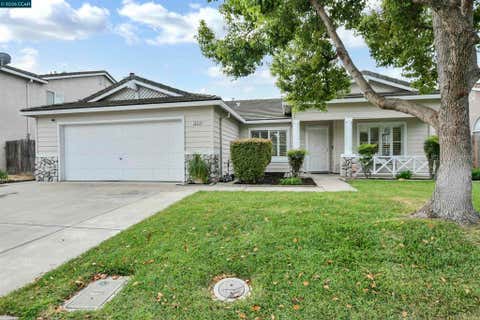 Photo of 3904 Des Moines Dr Dr, Stockton, CA 95209 (MLS # 41143223)