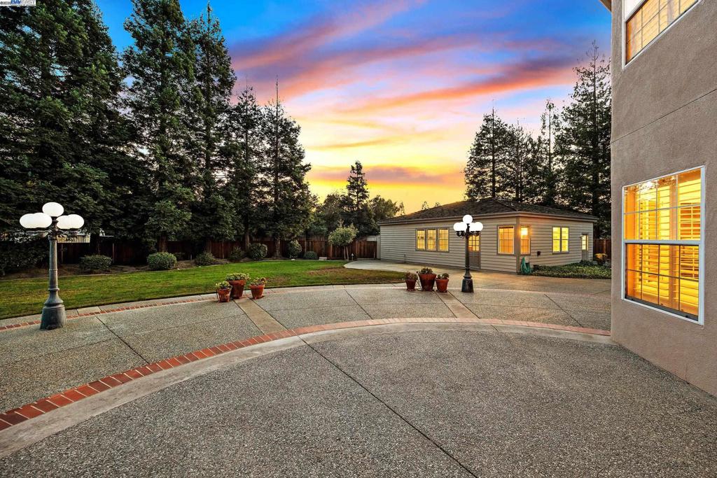 CHARDONNAY ESTAT - Residential