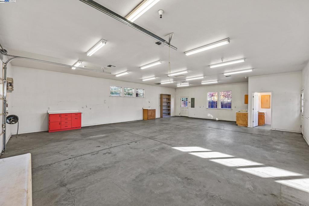 CHARDONNAY ESTAT - Residential